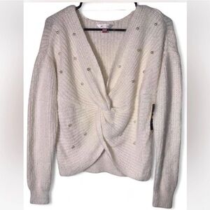 Chic Cream V-Neck Sweater with Pearl Details